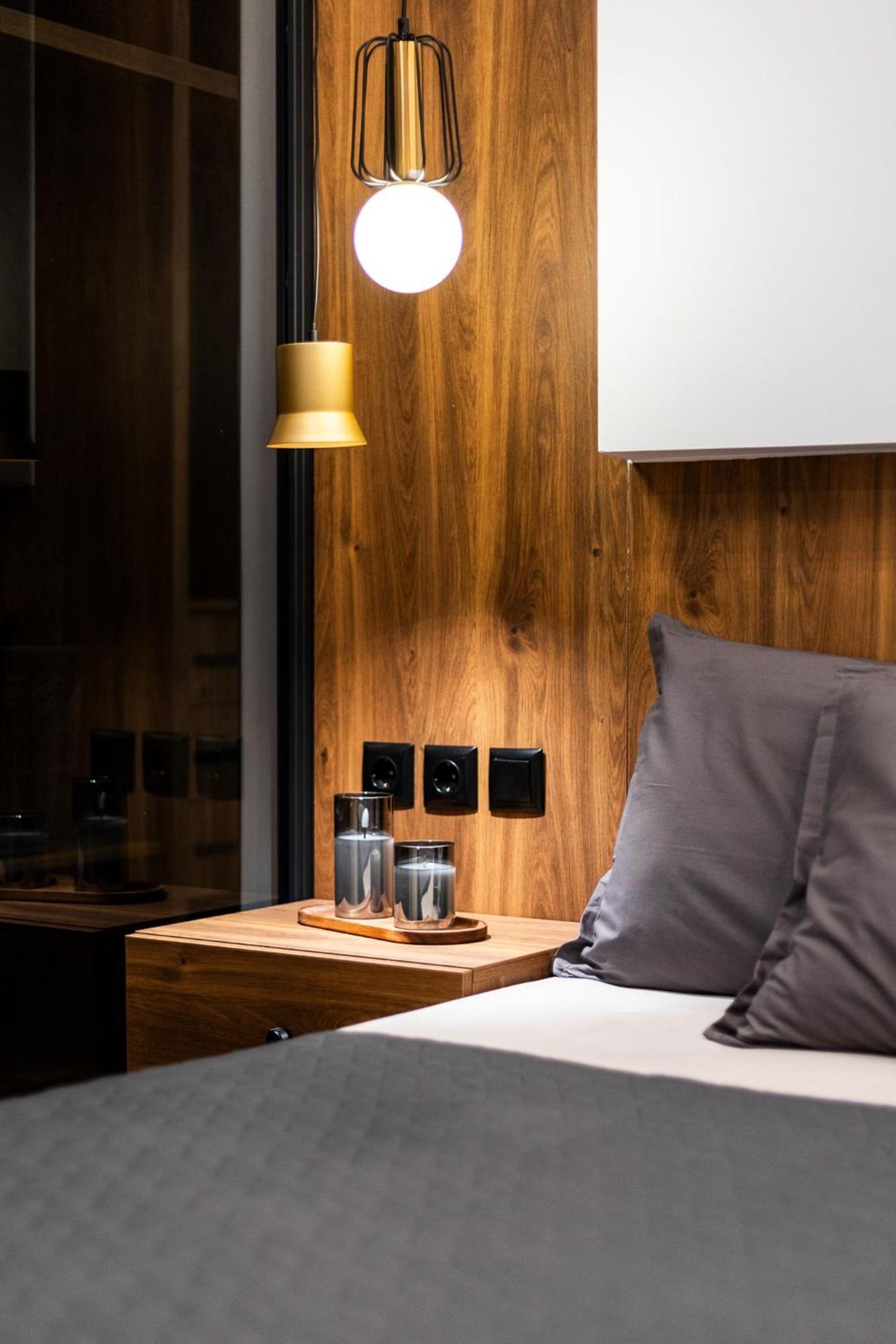 P Deluxe Suites 8 塞萨洛尼基 外观 照片